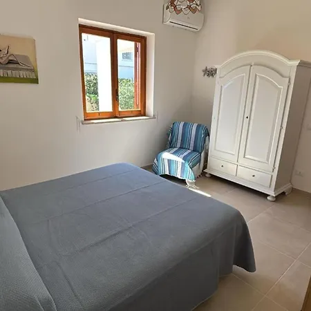 Ingrosso Лепорано